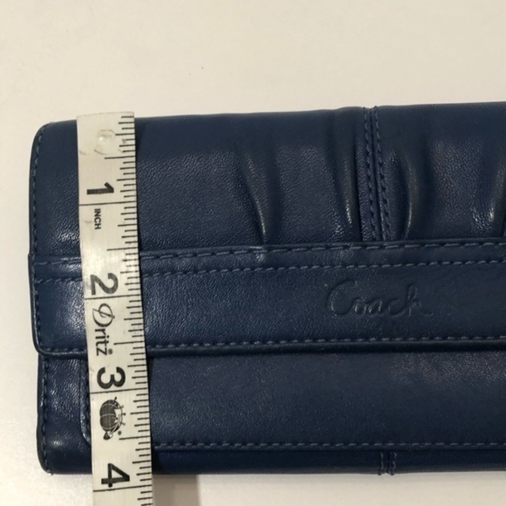 Coach Ashley blue leather checkbook wallet - Picture 11 of 13